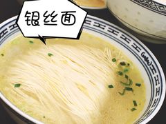 -忆秦园小笼包(惠山古镇总店)