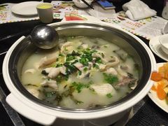 -严厨老坛酸菜鱼(吴江万宝店)