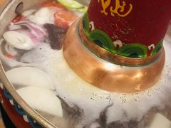 苏尼特羔羊肉-毛辣果·贵州红酸汤牛肉火锅(西单店)