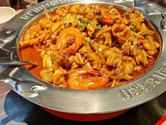 -胖哥俩肉蟹煲(杭州大厦中央广场店)