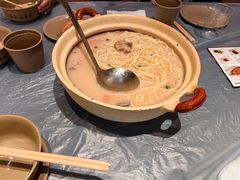 -肥肥虾庄·金牌油焖大虾(东湖欢乐谷店)