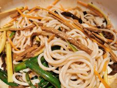 鸡丝凉米线-云海肴·汽锅鸡·云南菜(广安门天虹店)