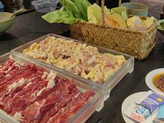 -菌自由丨野生菌火锅特色庭院餐厅(丽江古城店)