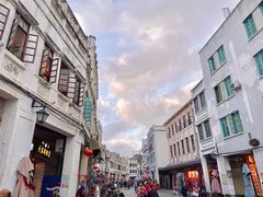 -海口骑楼小吃街