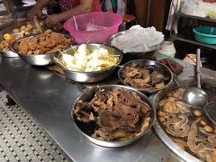 -修记牛杂店(同华东一路店)