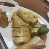 潮汕海鲜餐厅天花板！感觉把大海都搬过来了！贼新鲜！