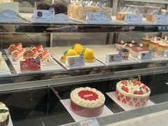 -85度C(生甜甜圈研究工坊·上海平凉店)