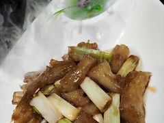 -湖畔鲁菜·二十年老字号餐厅(大明湖店)