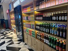 -火宴山海鲜自助火锅(新世界店)