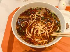 -德元兰州纯汤牛肉面(龙阳路店)