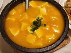 石锅金汤虾仁豆腐-八月小厨· 湛江风味粤菜