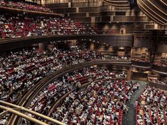 -交通银行前滩31演艺中心