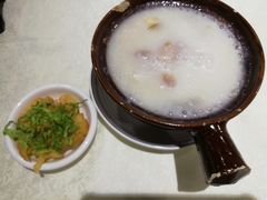 皮蛋瘦肉粥-聚鲜港（五洞）牛肉自选火锅