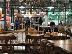 大堂-大食代美食广场(上海中心店)