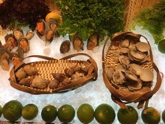 -大中华希尔顿酒店-念自助餐·嗨啤·小龙虾