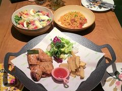 -JINNS锦时 steak&pizza(浸信会礼拜堂旧址店)