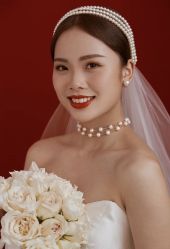 -易摄影婚纱摄影工作室