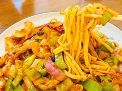 -秦韵味香辣爆肚面(钟楼店)