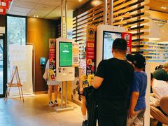 -麦当劳(杭州西湖银泰百货店)