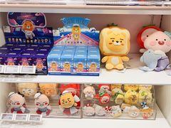 -泡泡玛特POPMART(蓝色港湾店)