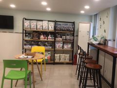 -佳雯宠物医院(四明中路分院)