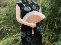 -暮晚尘香汉服旗袍