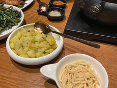 -云海肴·汽锅鸡·云南代表菜(天山百盛优客店)