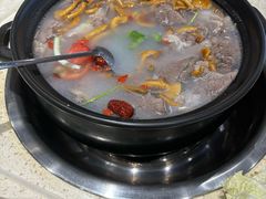 -九寨沟特色牦牛肉汤锅