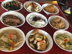 -蓝田九大碗民俗食府(蓝田店)
