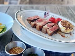 -MONICH牛排融合餐厅(和义大道购物中心店)