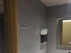 -耳湾躺式采耳SPA馆(保利五月花店)