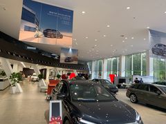 -浙江中升裕迪奥迪4S店(西溪店)