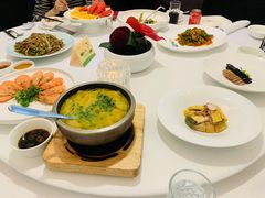 -醉辉皇上海之巅(上海中心大厦店)
