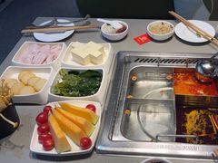 -海底捞火锅(杭州滨江九宜城店)