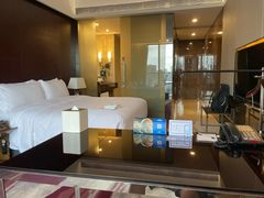 -广州天河希尔顿酒店