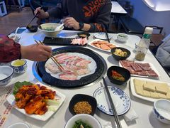 -牛得很·鲜牦牛肉烧烤·牛羊肉菌汤锅(康定店)