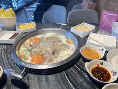 -天都火锅酒楼(虹梅南路店)