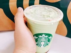 樱绽草莓茶拿铁-星巴克(3号湾店)