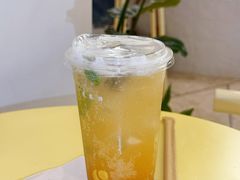 -LUNEURS月乐诗 La Glace(环贸店)