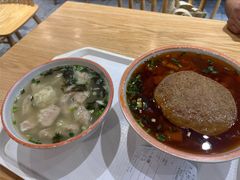 鸡汤小馄饨-早安山丘·豆浆油条(小木桥路店)