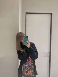 -AYO SALON