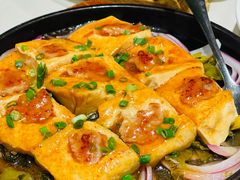 铁板酸菜豆腐-简·东山小厨(东山口店)