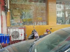 -湖南人家湘菜馆(镇江路店)