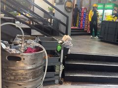 -云晓光头烧烤吧(盛夏店)