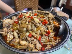 -昱龙大盆牛蛙馆(三兴街总店)