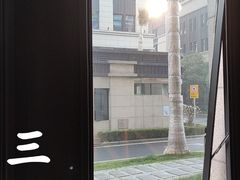 -乐刻运动(爱奇艺创新大厦店)