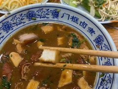 卤煮火烧-门框胡同百年卤煮(新街口店)