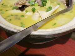 -手抄板凳江南菜(湖滨商业街店)