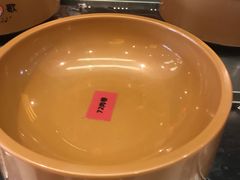 -龍歌自助小火锅(市南金茂湾店)