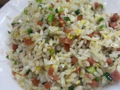 -江城燕子大排档(江汉路步行街店)